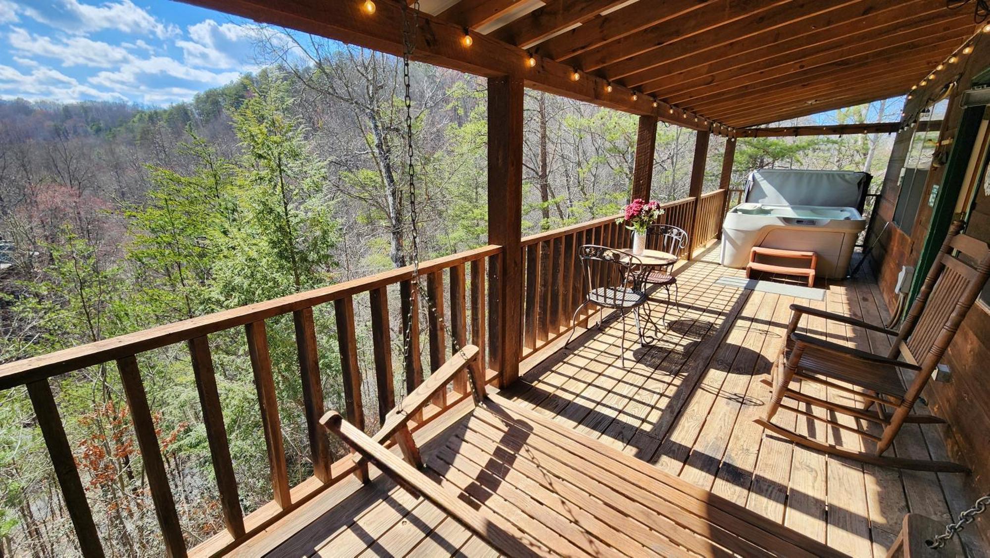 Little Cabin All To Yourself Севьервилл Экстерьер фото