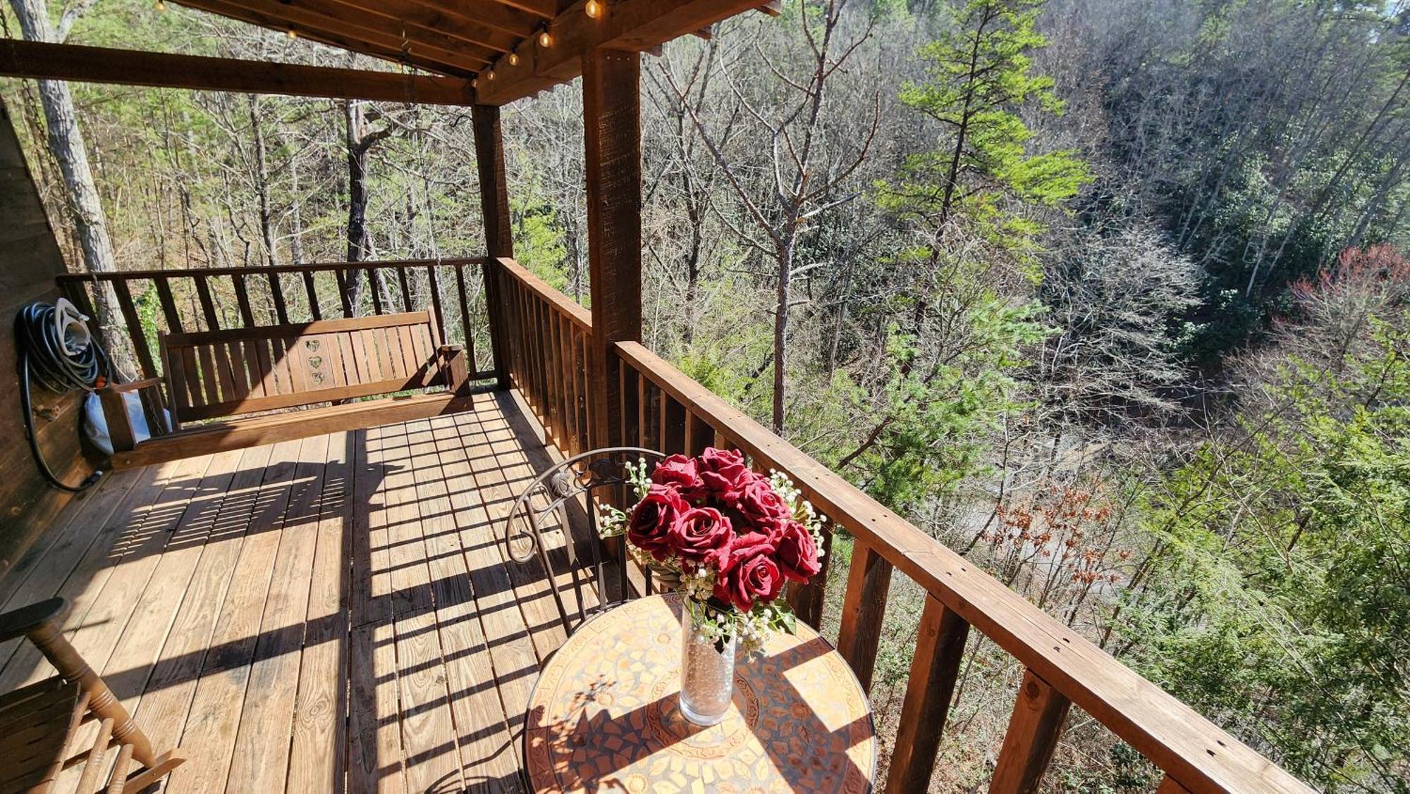 Little Cabin All To Yourself Севьервилл Экстерьер фото