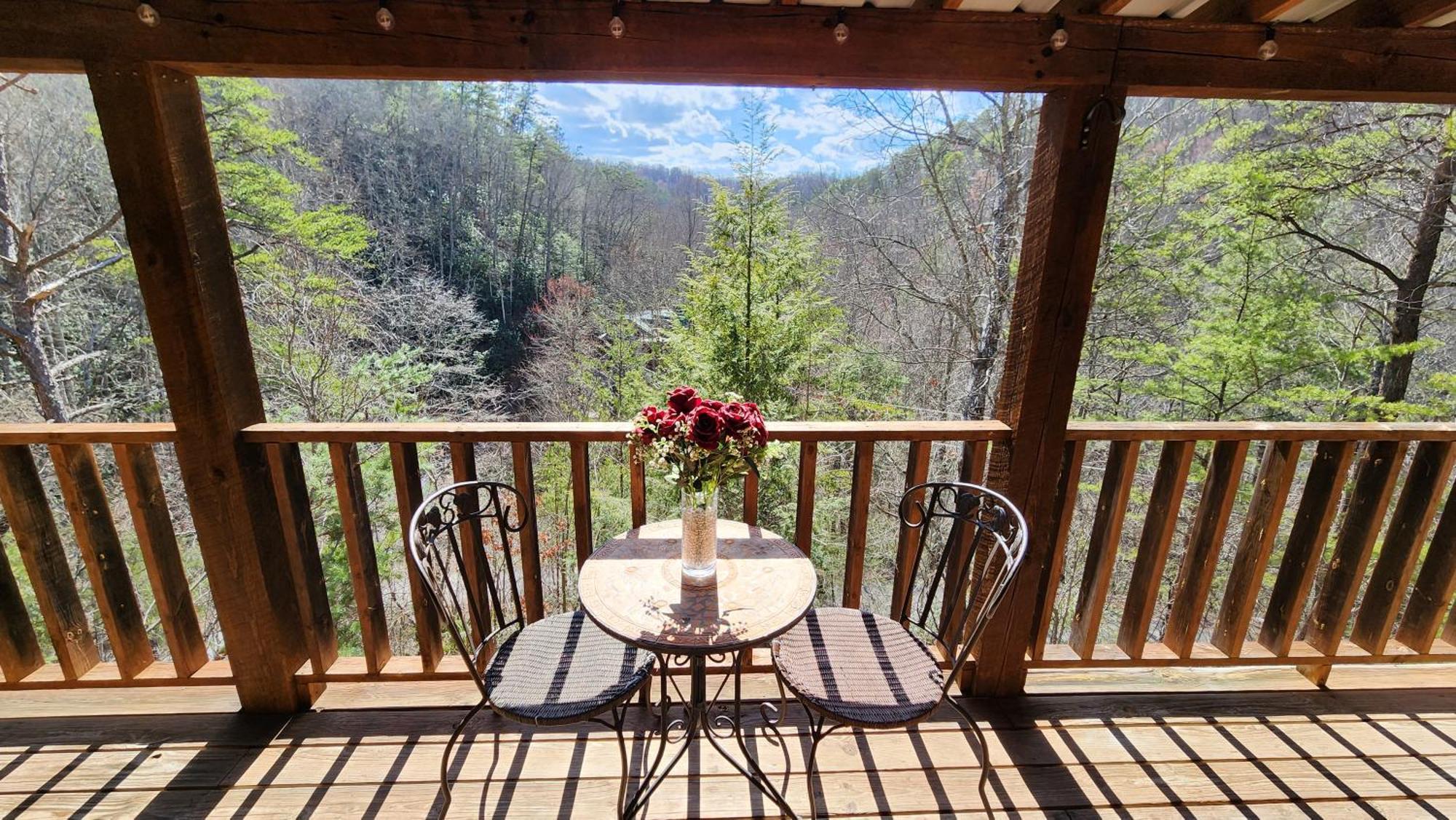 Little Cabin All To Yourself Севьервилл Экстерьер фото