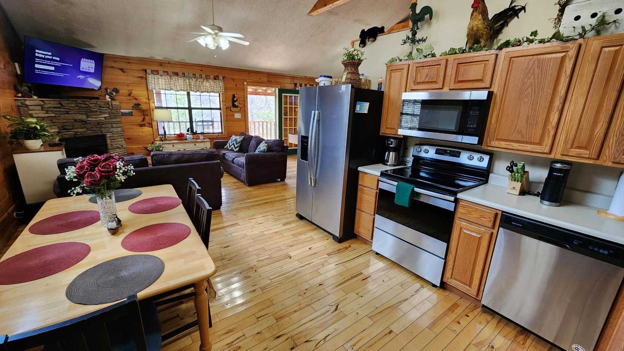 Little Cabin All To Yourself Севьервилл Экстерьер фото